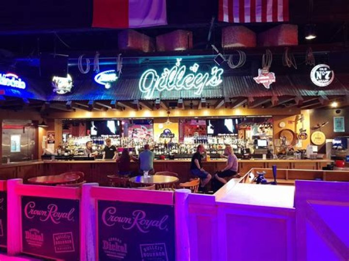 How big is Gilleys Bar