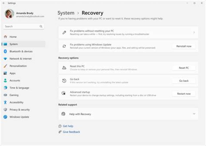 How do I reset my juniper SRX100?