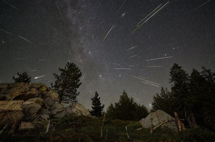 How long does the Perseid meteor shower last?