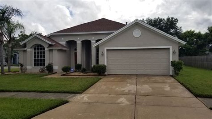 How often should you paint a stucco house in Florida