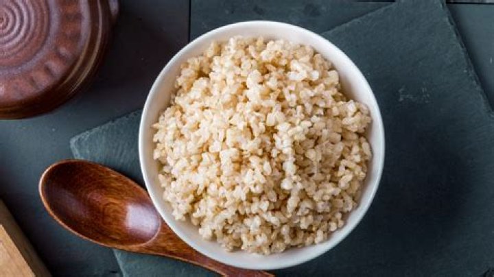 Is brown rice good source of fiber?