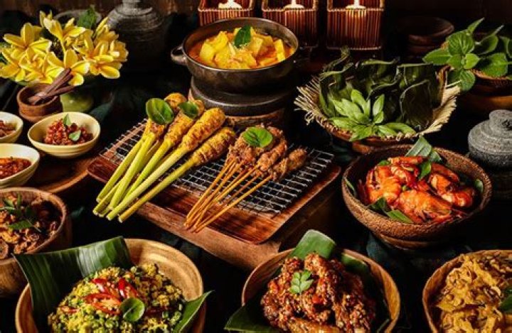 What are popular foods in Indonesia?