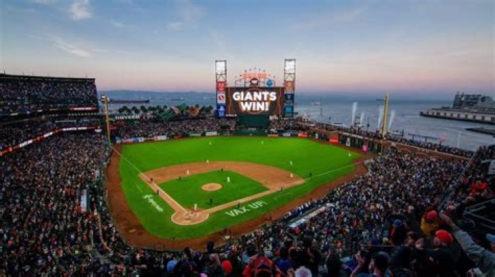 What channel is San Francisco Giants on