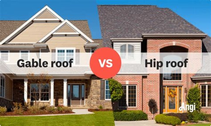 What is a hip roof colonial?