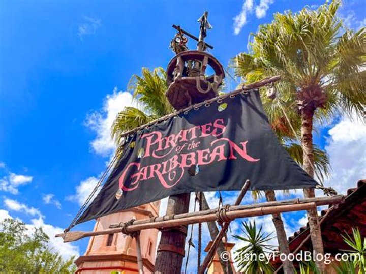 What kind of crabs are in Pirates of the Caribbean?
