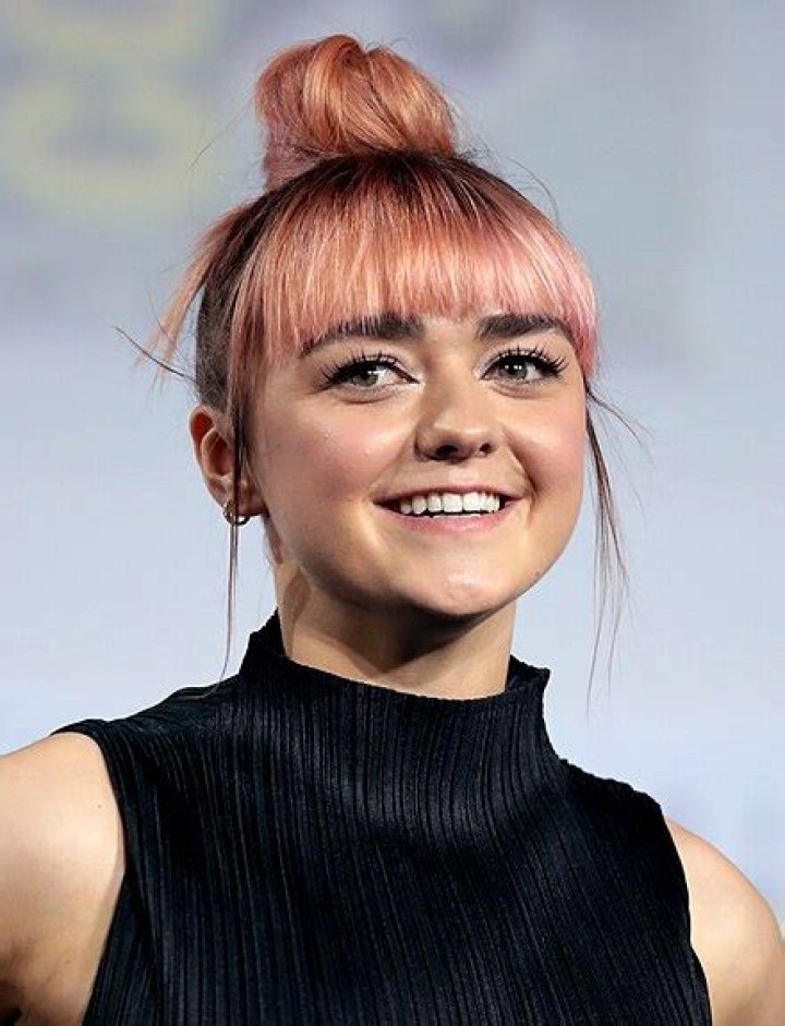 Where is Maisie Williams from?