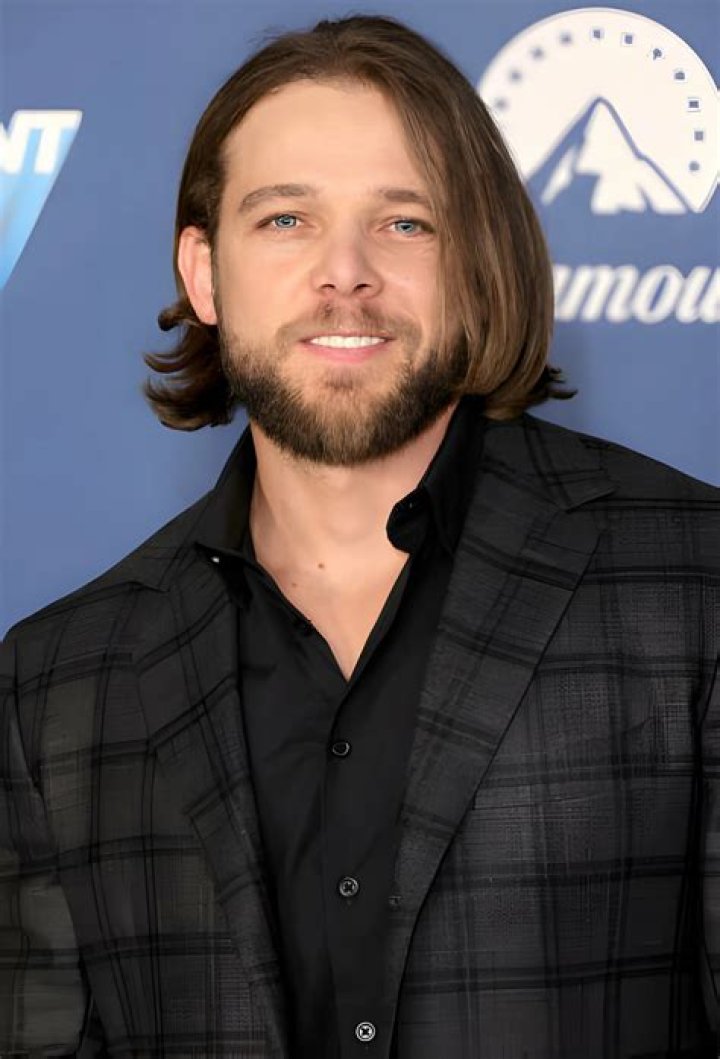 Where is Max Thieriot from?