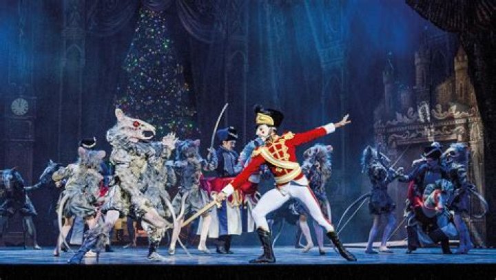 Who wins the battle in the fight scene in the Nutcracker?